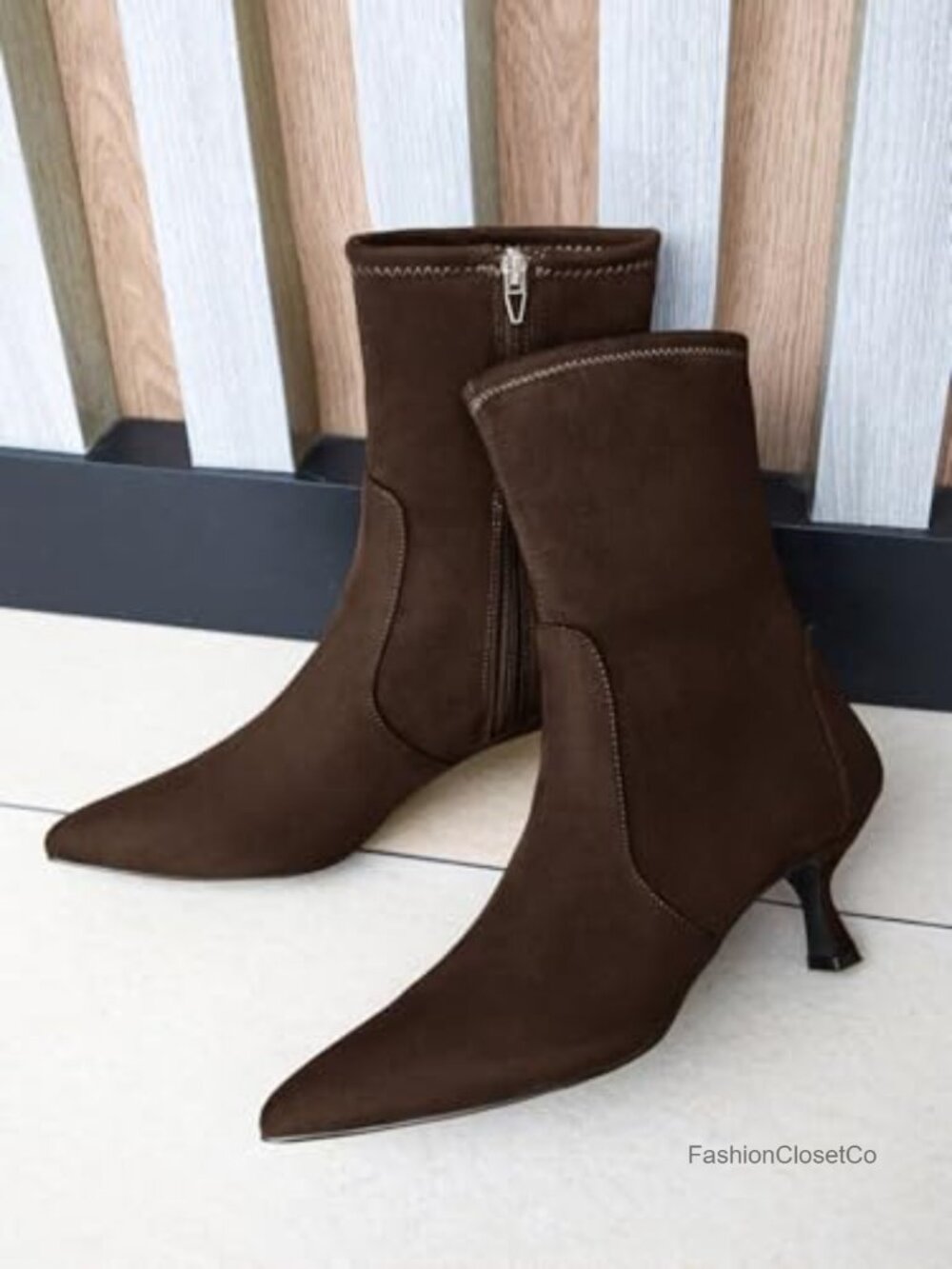 Womens Pointed Toe Kitten Heel Ankle Boots Side Zipper Faux Suede Leather - Picture 4 of 6